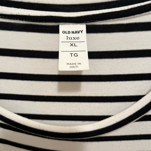 Old Navy Luxe black/white striped Longsleeve top, XL - Picture 2 of 2